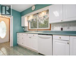 132 Forest Hill Drive, Kitchener, ON N2M4G3 Photo 28