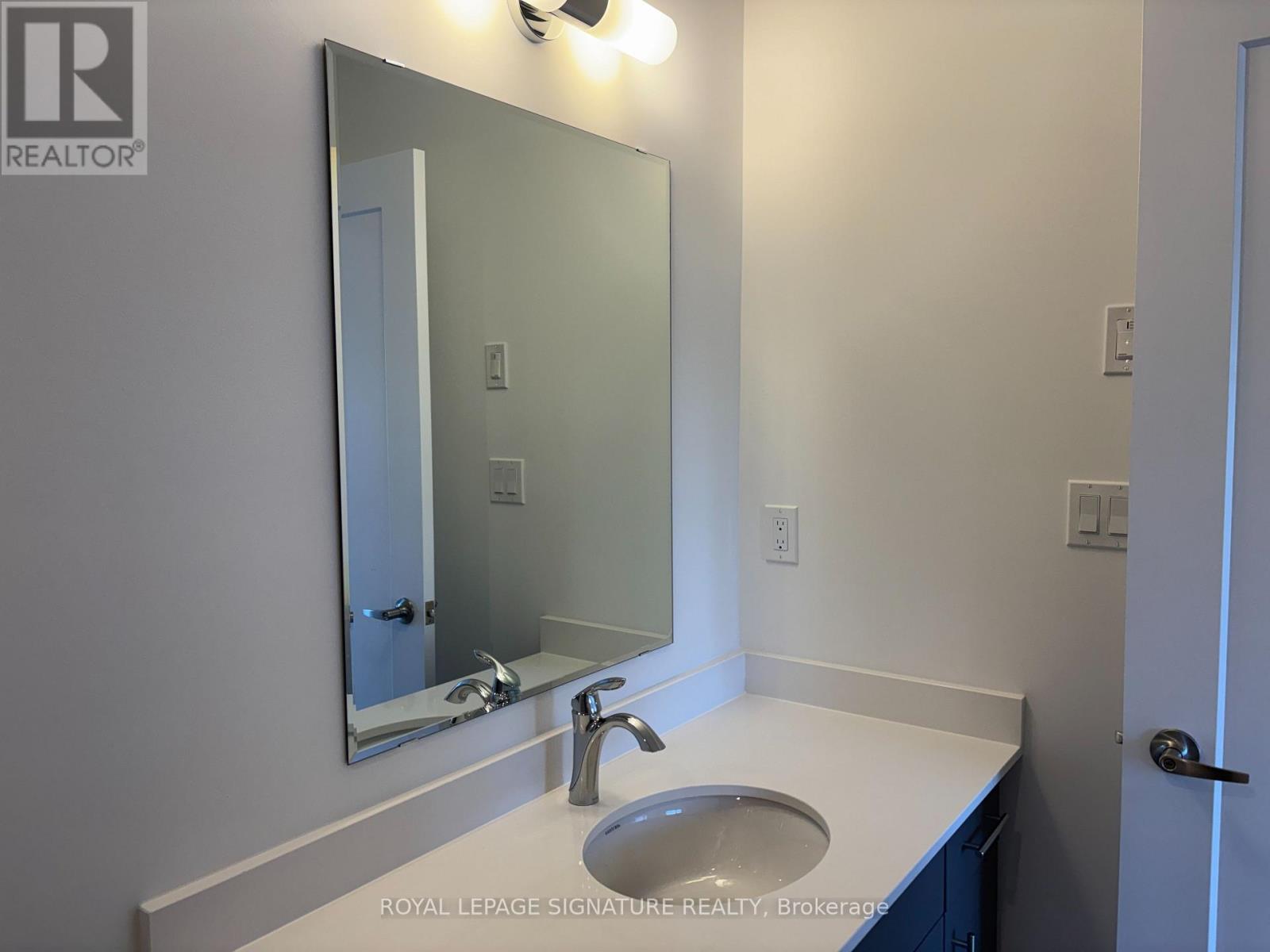 42 Lowes Road West — photo 22