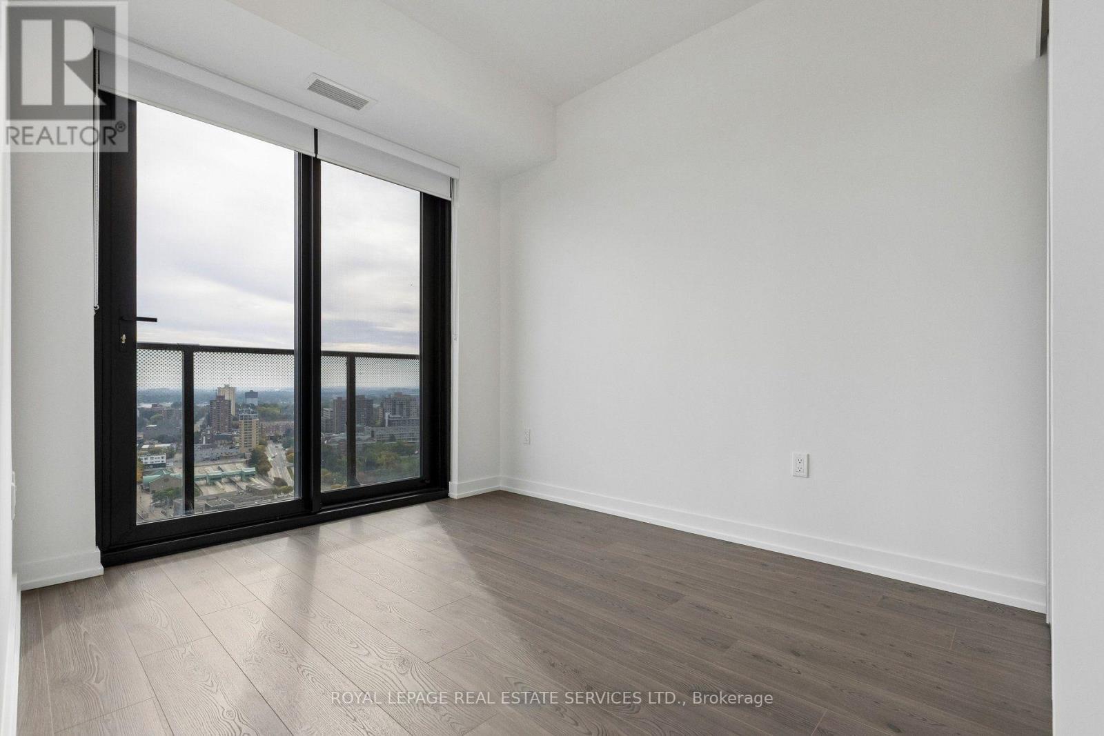 30 Francis Street South — photo 26