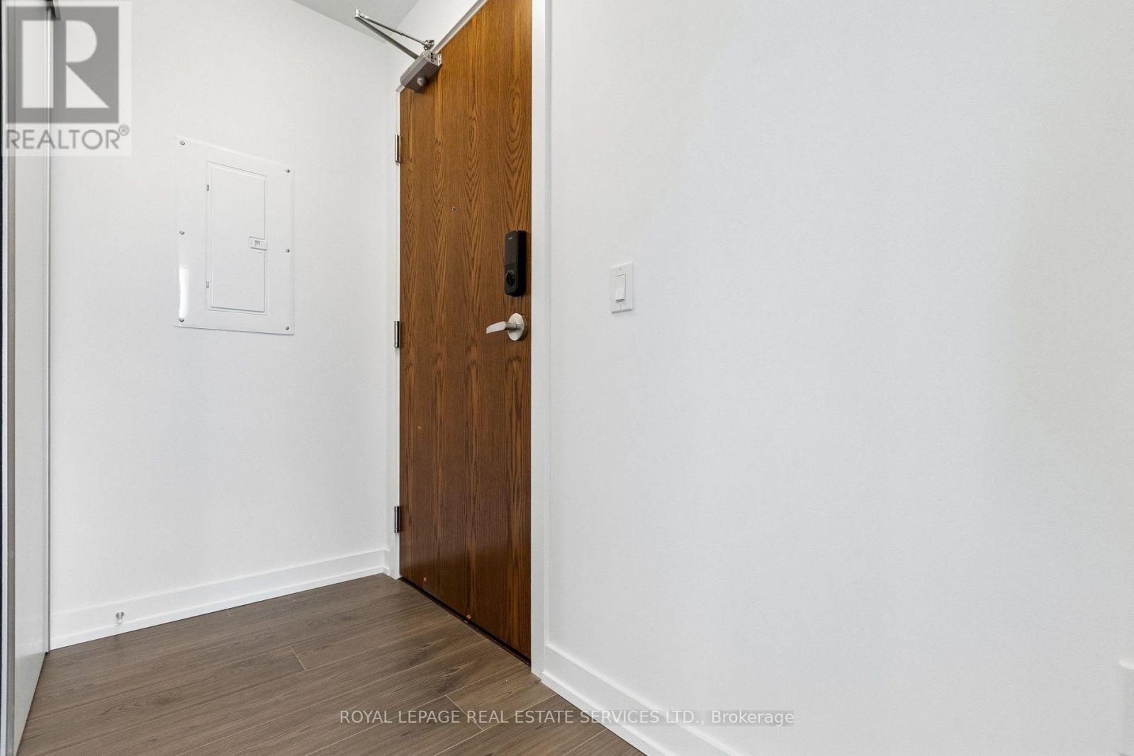 30 Francis Street South — photo 34