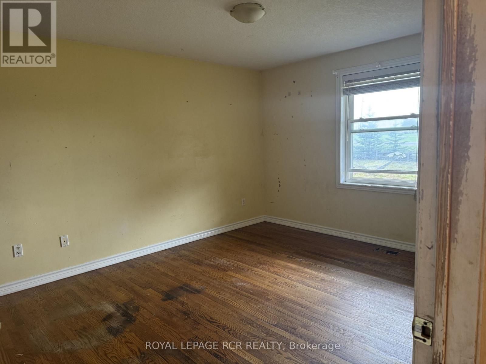 280355 ARTEMESIA-SOUTHGATE TOWNLINE - 2