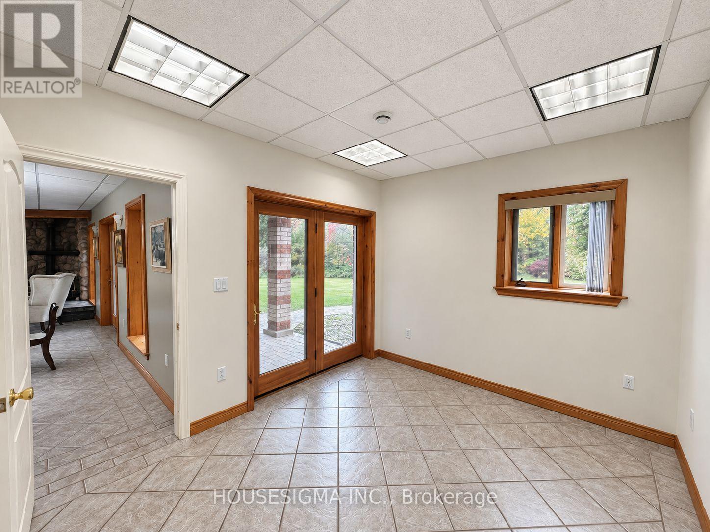 955409 7TH LINE EHS - 36