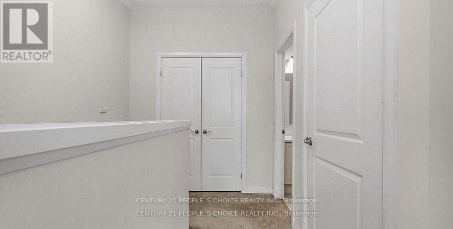 25 Isherwood Avenue — photo 8