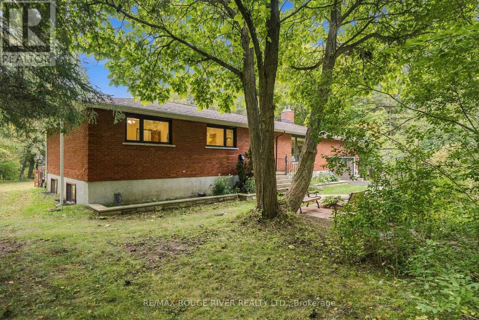 2311 Division Street North, Hamilton Township, ON photo 3