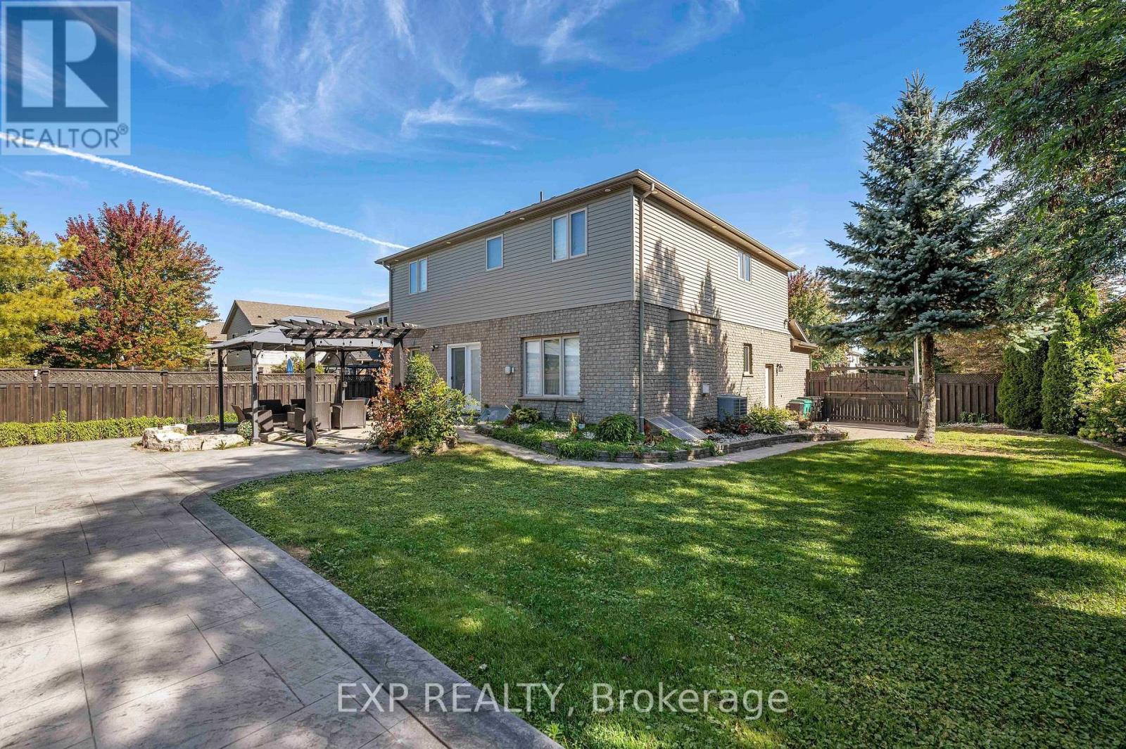 577 Waterton Drive, Waterloo, ON photo 45