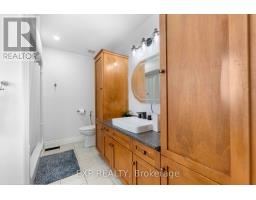 577 Waterton Drive, Waterloo, ON N2V2K5 Photo 23