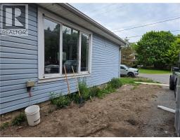 Kitchen - 303 Ridge Road S, Fort Erie, ON L0S1N0 Photo 8
