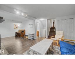 3706 41 Av Nw, Edmonton, AB T6L5M2 Photo 25