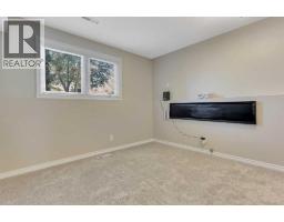 101 Baile Close, Red Deer, AB T4R1R5 Photo 24