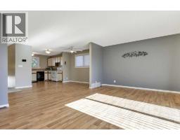 101 Baile Close, Red Deer, AB T4R1R5 Photo 12