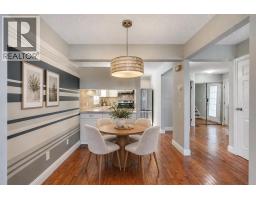 4pc Bathroom - 1205 Signal Hill Green Sw, Calgary, AB T3H2Y4 Photo 8