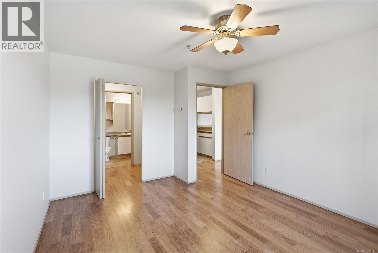 #205 4971 Songbird Pl - Image 19