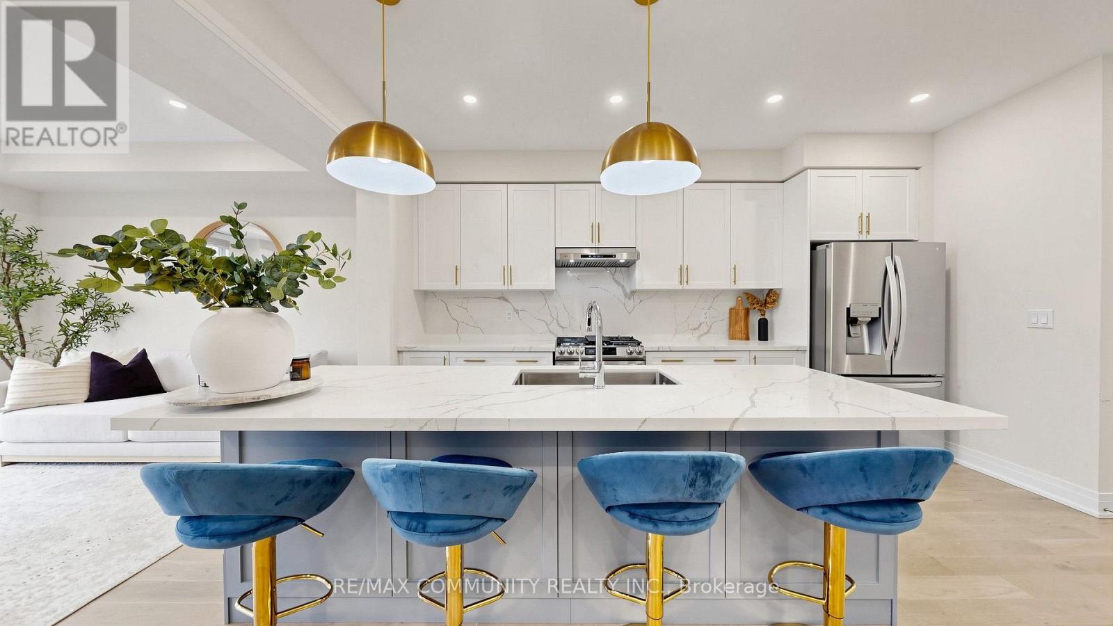 1034 SKYRIDGE BOULEVARD - 9