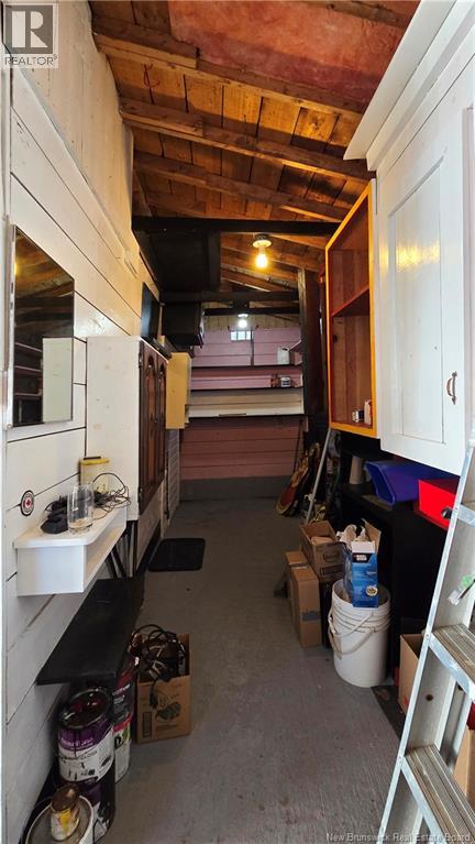 197 Ayer Avenue - Image 38