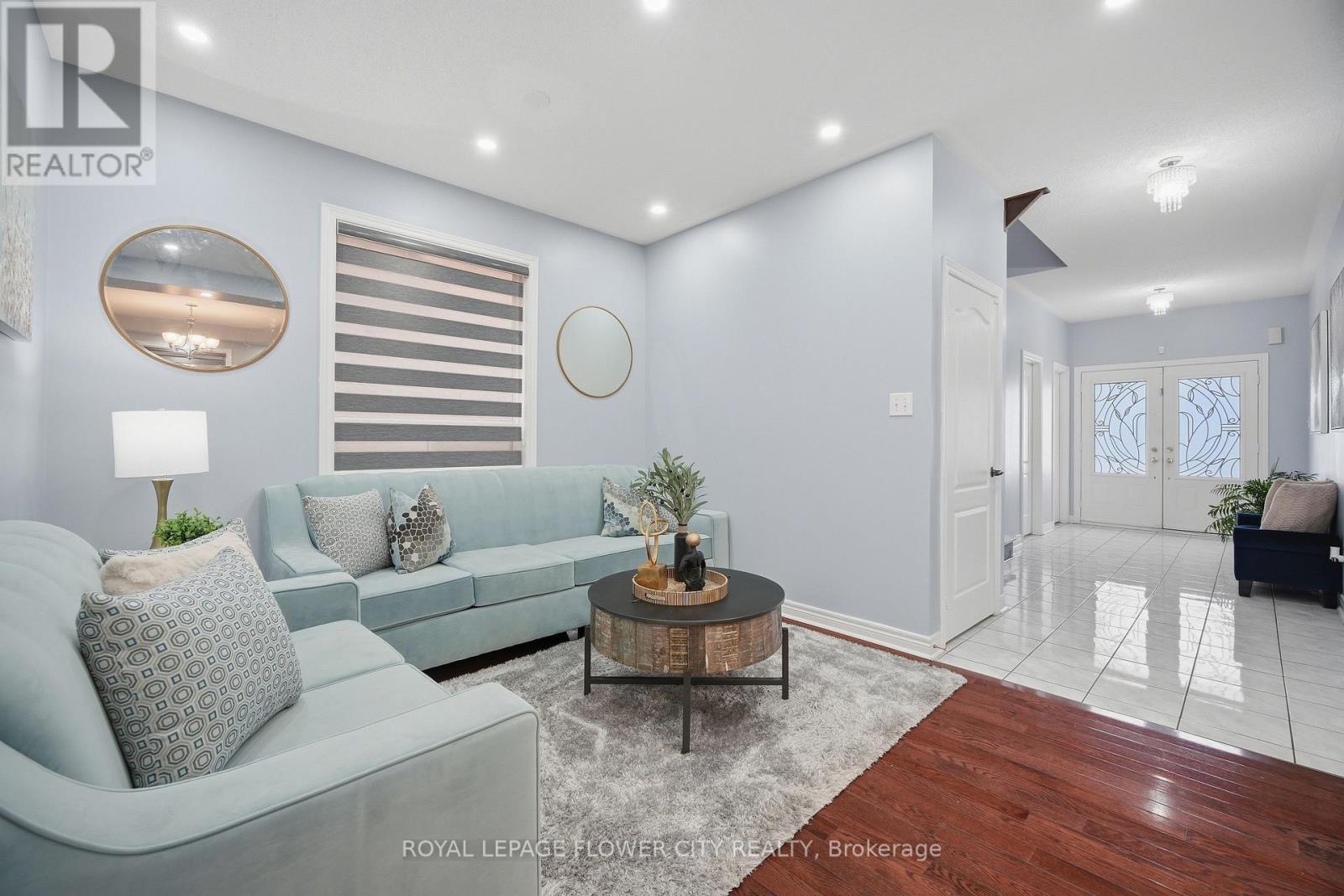 39 HADFIELD CIRCLE - Image 8