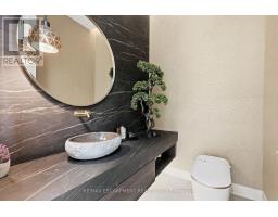 89 Cumberland Drive, Mississauga, ON L5G3N2 Photo 25