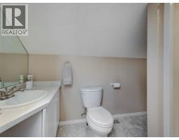 1240 Victoria Ave, Oak Bay, BC V8S4P2 Photo 17