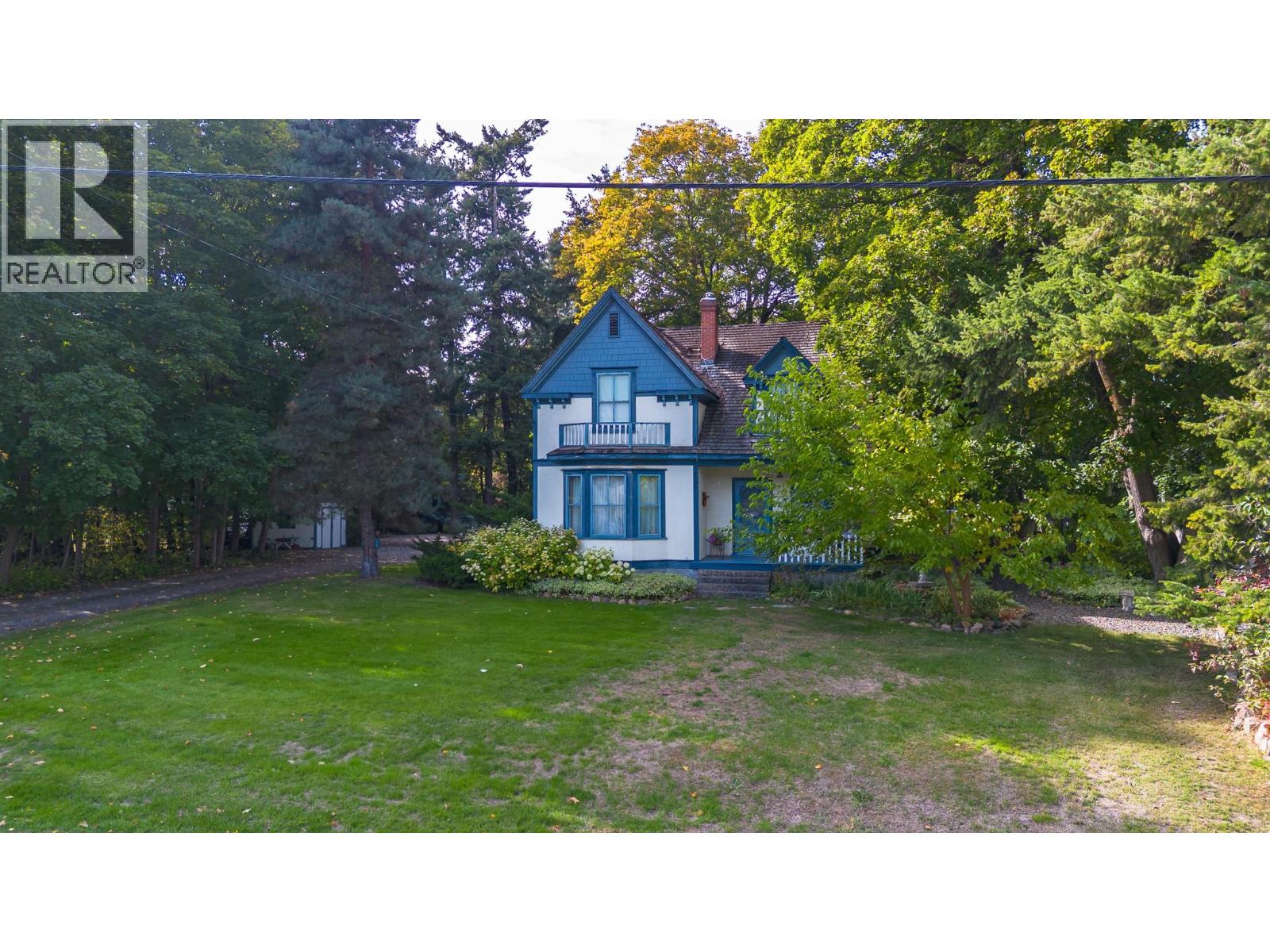 3025 Patterson Street - 3