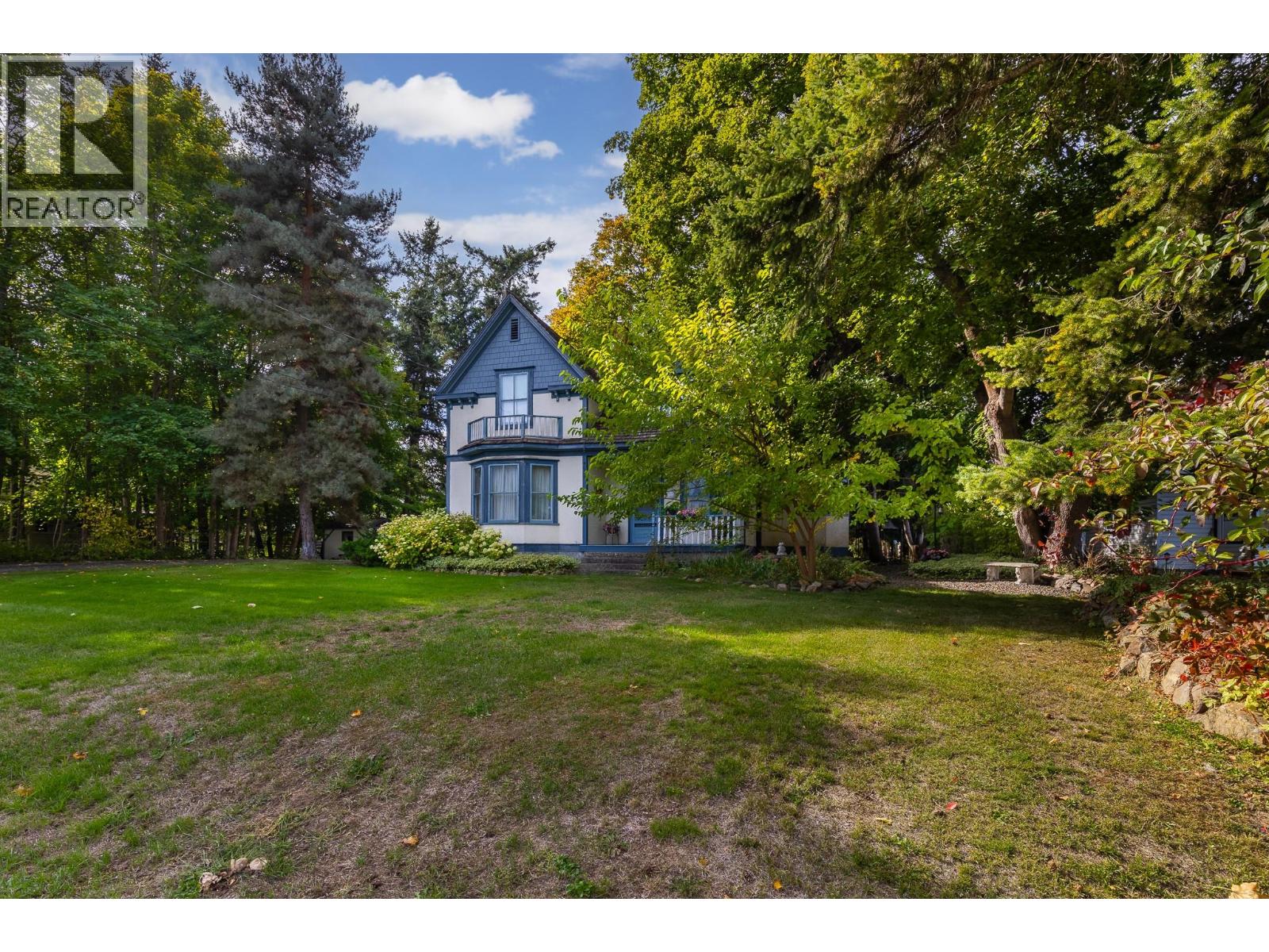 3025 Patterson Street - 4