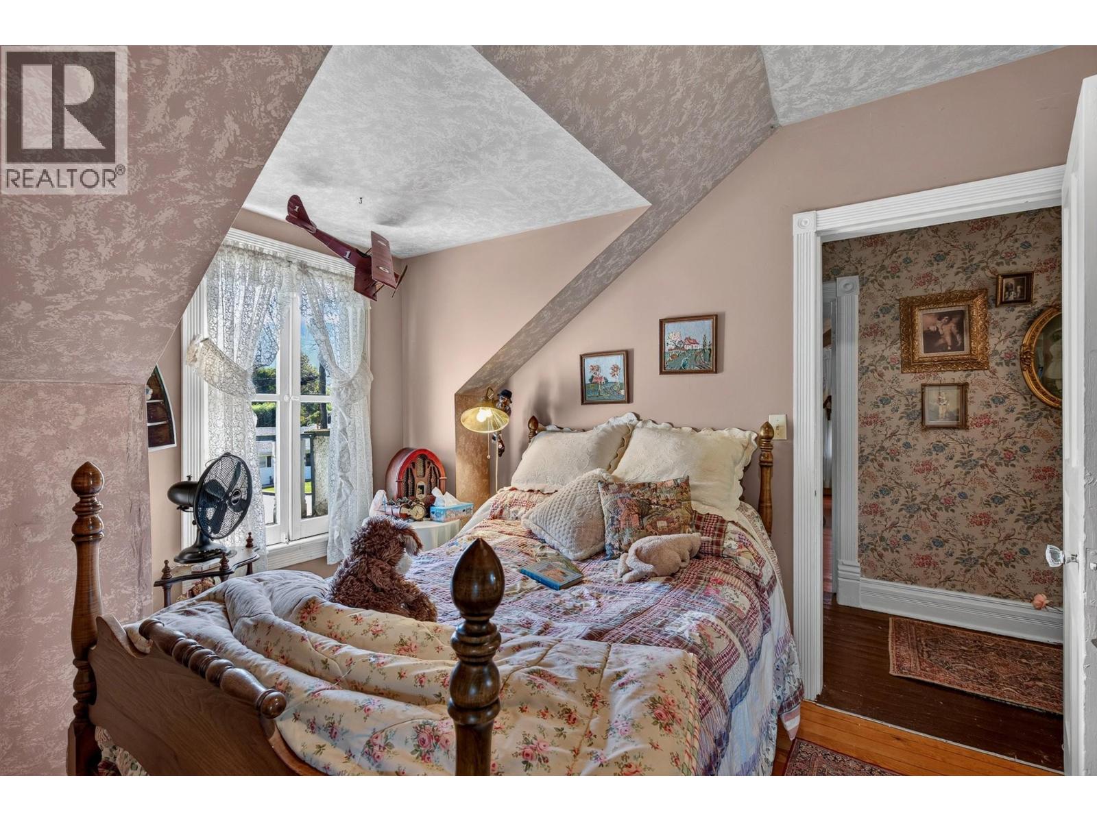 3025 Patterson Street - Image 51