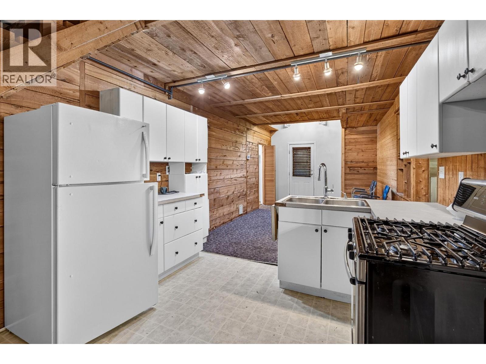 3025 Patterson Street - Image 70