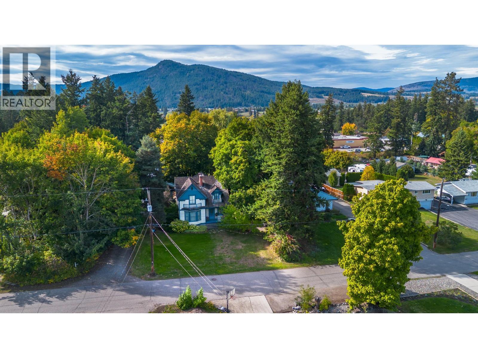 3025 Patterson Street - 87