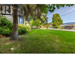 Laundry room - 3025 Patterson Street, Armstrong, BC V4Y0G9 Photo 10