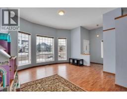 4pc Bathroom - 193 Martindale Drive Ne, Calgary, AB T3J3X9 Photo 8