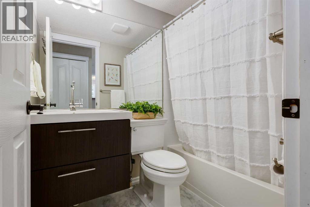4226, 10 Prestwick Bay SE - photo 21