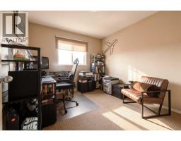 34, 295 Blackfoot Road W - photo 31