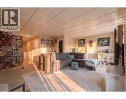 34, 295 Blackfoot Road W - photo 35