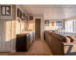 34, 295 Blackfoot Road W - photo 38