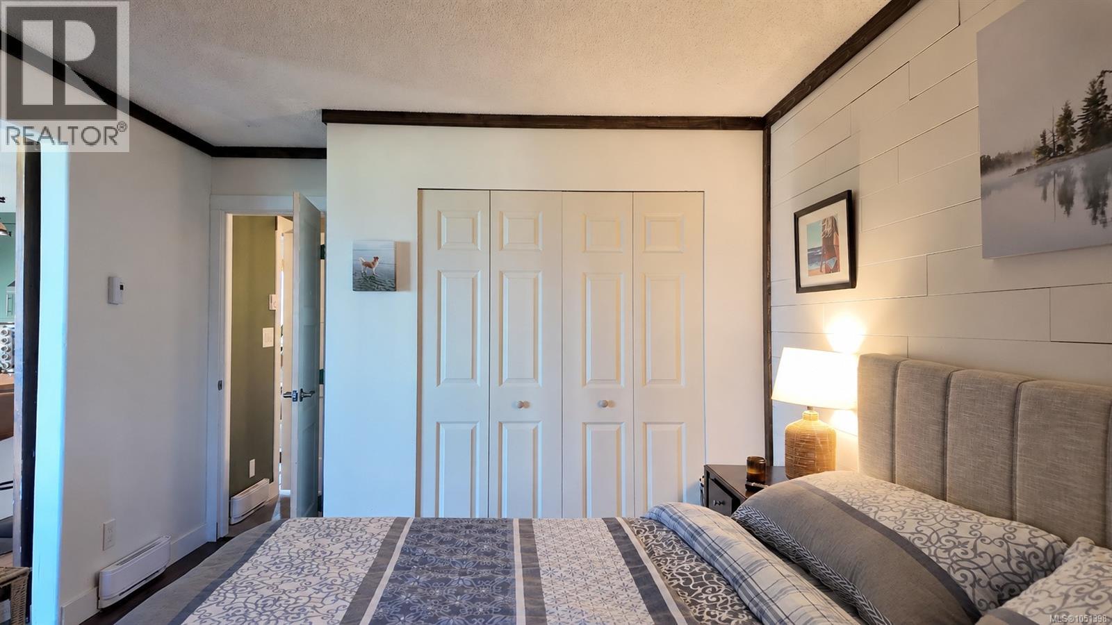 #205 2740 Island Hwy - 21