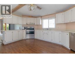 23 7583 Central Saanich Rd, Central Saanich, BC V8M2B6 Photo 16