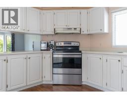 23 7583 Central Saanich Rd, Central Saanich, BC V8M2B6 Photo 17