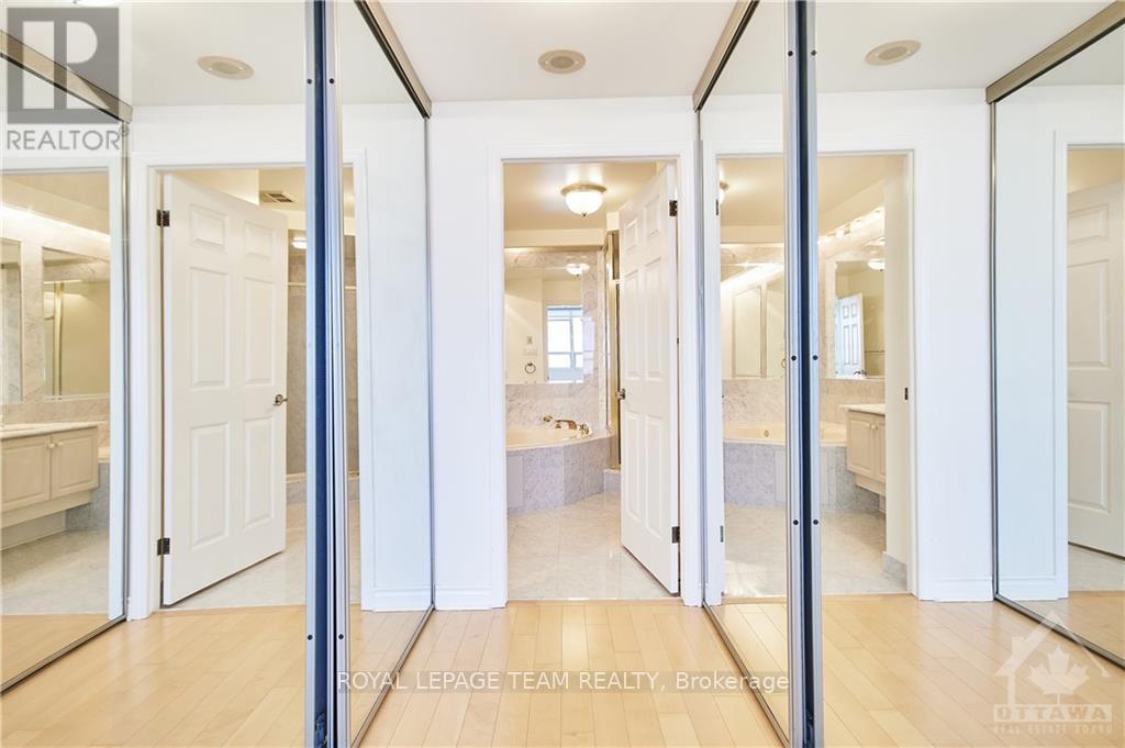 #2903 1480 RIVERSIDE DRIVE - Image 25