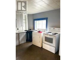 4pc Bathroom - 9 Chapel Street, Springhill, NS B0M1X0 Photo 8