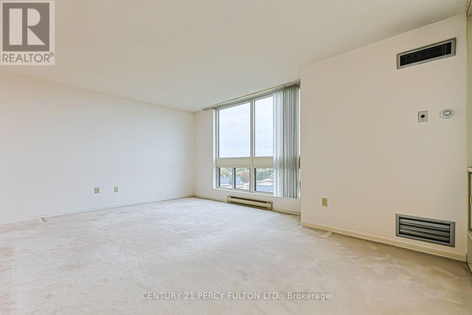 #907 5 KENNETH AVENUE - 11