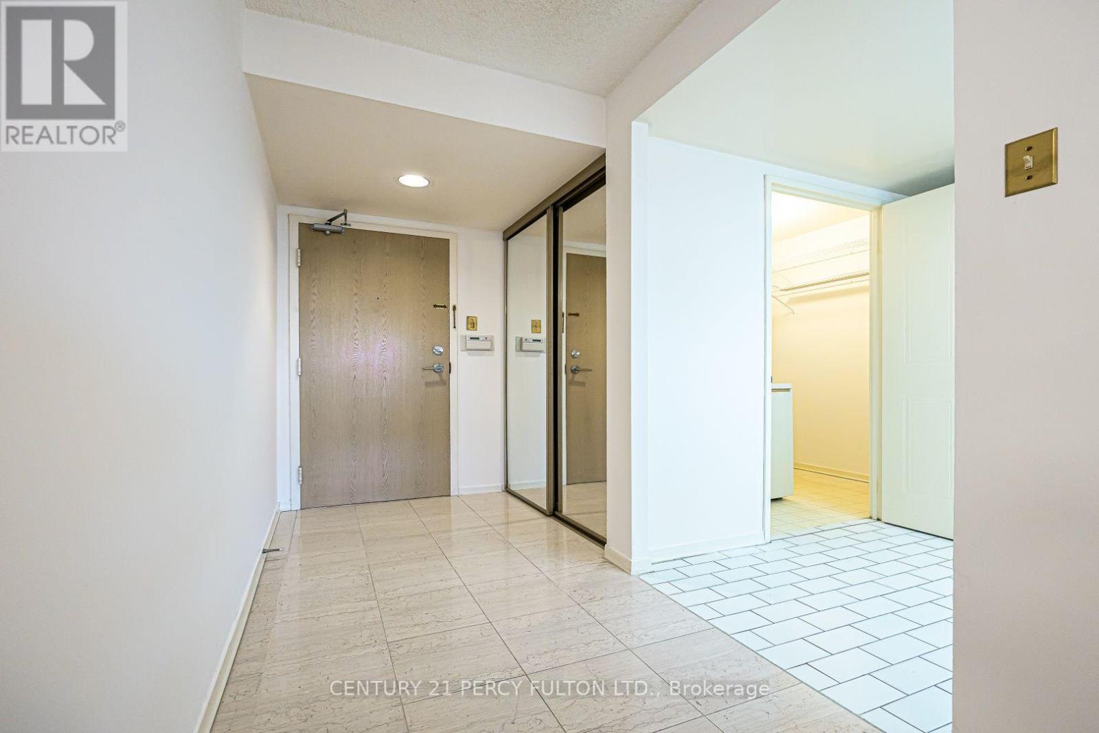 #907 5 KENNETH AVENUE - 3