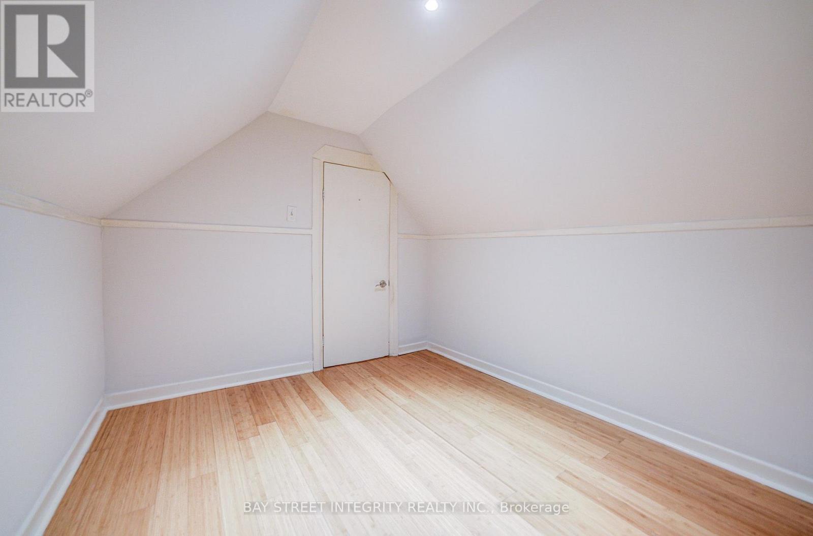 19 ROBINSON AVENUE - Image 30