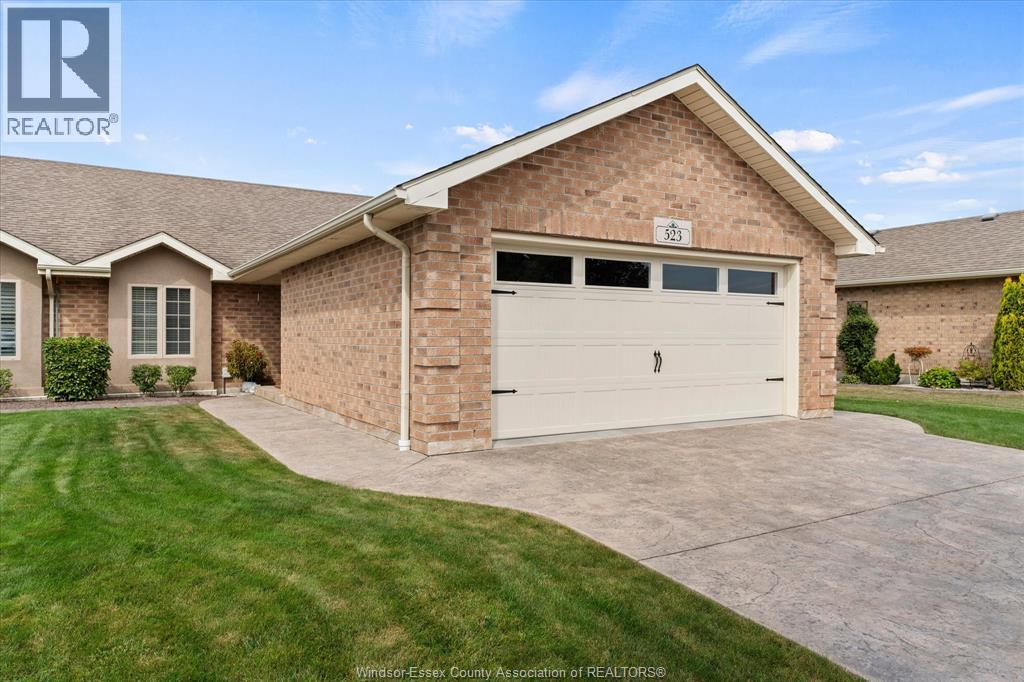 523 GOLFVIEW - 1