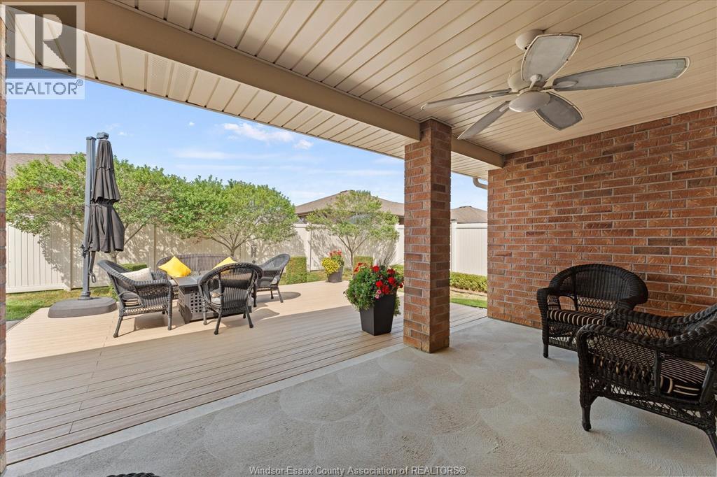 523 GOLFVIEW - Image 35