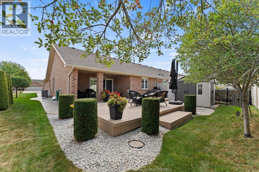523 GOLFVIEW - Image 40