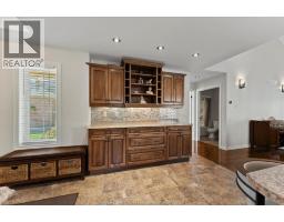 Kitchen - 523 Golfview, Amherstburg, ON N9V2Y9 Photo 8