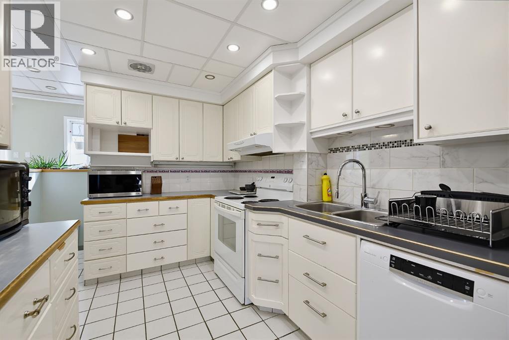 529 18 Avenue NW - photo 12
