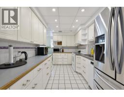 4pc Bathroom - 529 18 Avenue Nw, Calgary, AB T2N0T7 Photo 11