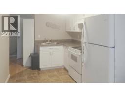 Primary Bedroom - 455 Campbell Avenue, Kamloops, BC V2B3R8 Photo 16