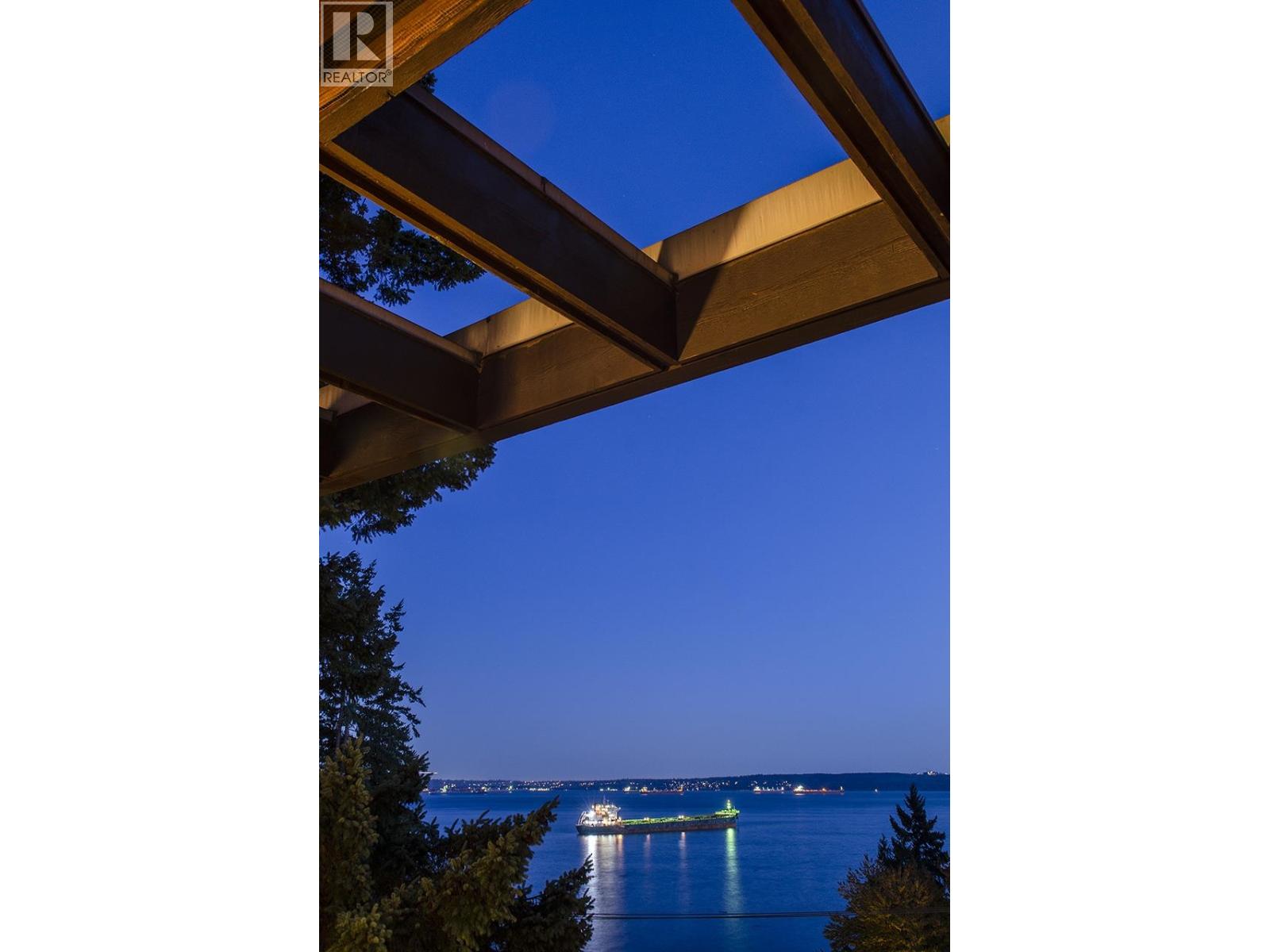 Photo of 4651 MARINE DRIVE 32