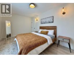 6376 Sunshine Coast Highway, Sechelt, BC V7Z0M3 Photo 15