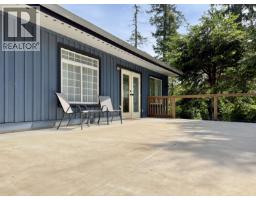 6376 Sunshine Coast Highway, Sechelt, BC V7Z0M3 Photo 23
